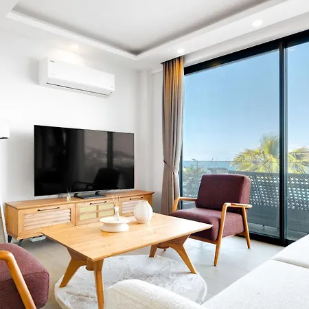 Luxury Waterfront House 9 Min To Marina Yalıkavak