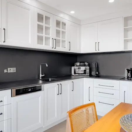 Luxury Waterfront House 9 Min To Marina Apartment